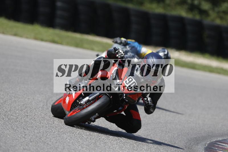 /45 10.08.2025 Plüss Moto Sport ADR/Einsteiger/90